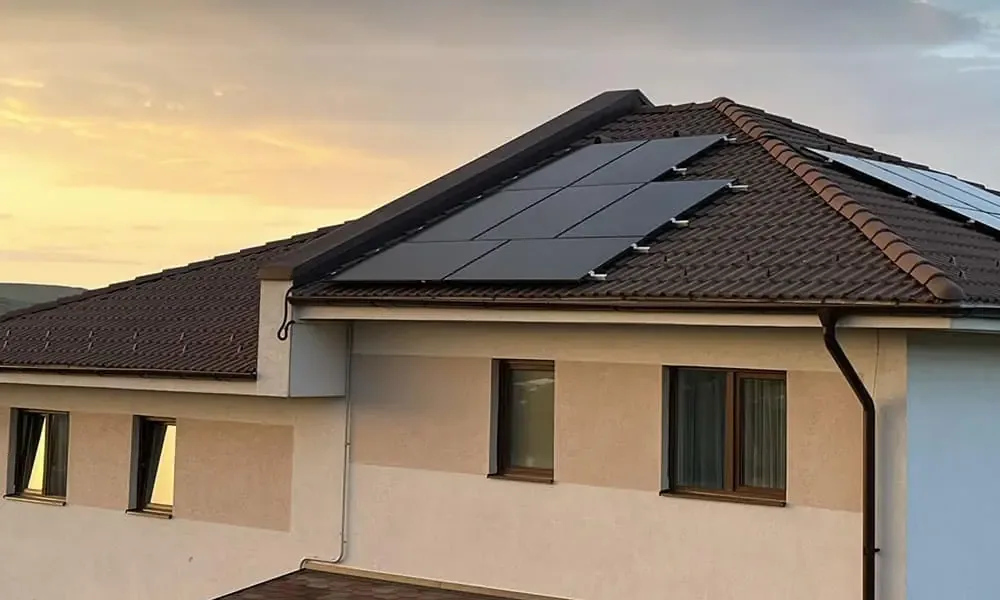 Sistem fotovoltaic 5 kW instalat în Sânnicoară, Cluj